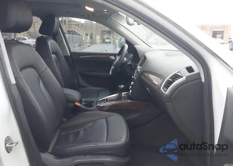 2016 Audi Q5 2.0T Premium z USA, uszkodzony, nr VIN WA1C2AFP5GA058864